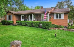 6269 Mabley Hill Road, Fenton, MI 48430