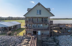 1111 LEANING TREES, Adamsville, TN 38310