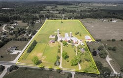 8720 Sharon Hollow, Manchester, MI 48158