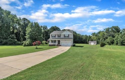 306 Meadow Hills Drive, Four Oaks, NC 27524