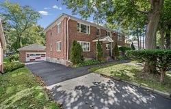 10 Pine Street, Albany, NY 12203