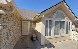 823 NE Devon Drive, Lee's Summit, MO 64064