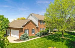 2300 Poplar St, Coralville, IA 52241