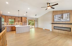 142 Riverside Dr, Waterford, WI 53185