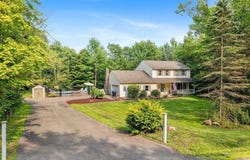 4616 Foster Valley Road, Endicott, NY 13760