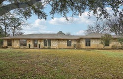 110 Oak Grove Circle, Double Oak, TX 75077