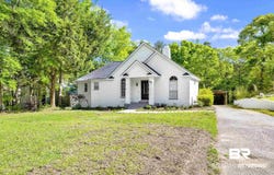 727 N Artillery Range, Spanish Fort, AL 36527