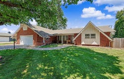 6414 E 12th St, Wichita, KS 67206