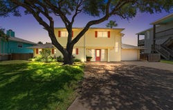 4 Pelican, ROCKPORT, TX 78382