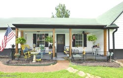 303 Lynett Drive, Byhalia, MS 38611