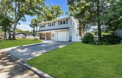 258 Lafayette Road, West Babylon, NY 11704