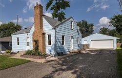 1516 Mendelssohn Avenue N, Golden Valley, MN 55427