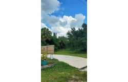8438 FORMEL AVENUE, PORT RICHEY, FL 34668