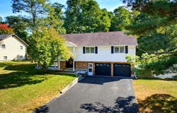 29 Northgate Drive, Albany, NY 12203