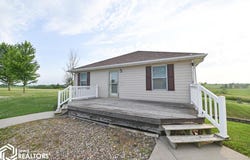 3135 Hwy 34, Woodburn, IA 50275