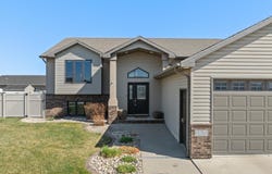 1817 35th Ave, Minot, ND 58701-7428