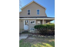37 S Jackson Street, Lapeer, MI 48446