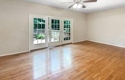 10388 HAMPSHIRE GREEN AVENUE, FAIRFAX, VA 22032