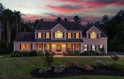 5 Azalea Ln, Upton, MA 01568