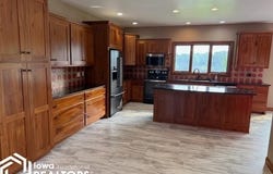11 Oak Lake Drive, Algona, IA 50511