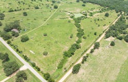 2337 CR 214, Hallettsville, TX 77964