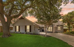 5604 Yacht Club Drive, Rockwall, TX 75032