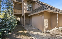 3750 NW 166TH Dr, Beaverton, OR 97006