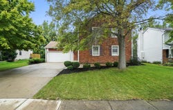 2372 Clover Blossom Court, Grove City, OH 43123