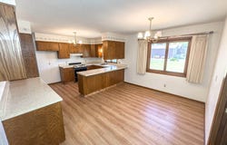 1805 2nd Avenue East, Williston, ND 58801
