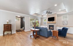 3832 W Hidden Springs Dr, Boise, ID 83714