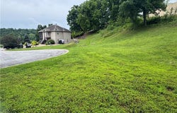 50 Tom Watson Court, Lake Ozark, MO 65049