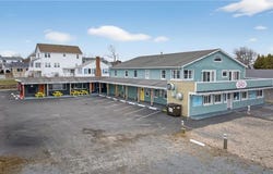 1 Angell Road, Narragansett, RI 02882