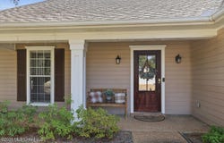 6016 Hawthorne Hill Road, Flowood, MS 39232
