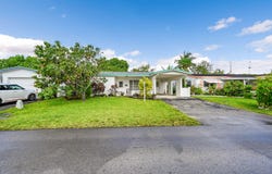 4189 NW 52nd Avenue, Lauderdale Lakes, FL 33319