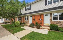 45197 Kensington Street, Utica, MI 48317