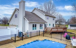 107 Keswick Court, Amherst, OH 44001