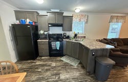 N12421 OLD J RD, Athelstane, WI 54104