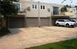 1516 19 1/2 Street S, Moorhead, MN 56560