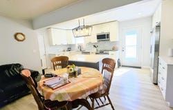 1013 Random Rd, Pratt, KS 67124