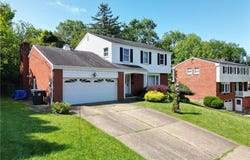 4517 W Brightview Ave, Whitehall, PA 15227