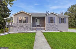 75 S POPLAR Street, MANCHESTER, PA 17345