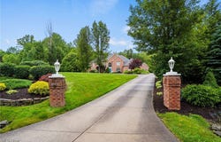 3443 Aegean Drive, Akron, OH 44333