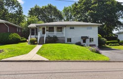 2807 S Webster Avenue, Scranton, PA 18505