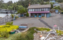 318 N HIGHWAY 101, Depoe Bay, OR 97341