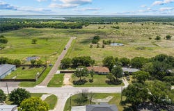 608 S Colorado Street, Whitney, TX 76692