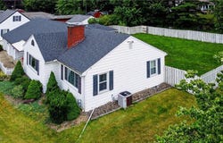 120 N Middle Street, Columbiana, OH 44408