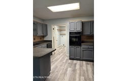 165 Oak Rd, Crossville, TN 38555