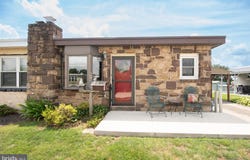 519 OVERHILL ROAD, CONSHOHOCKEN, PA 19428
