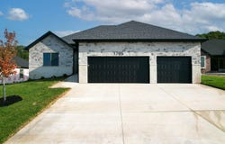 1765 W Gaslight Drive, Springfield, MO 65810