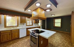 285  Middle Fork, Reedy, WV 25270